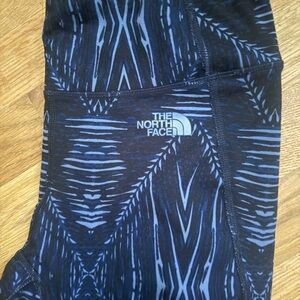 The North Face Patterned 3/4 leggings